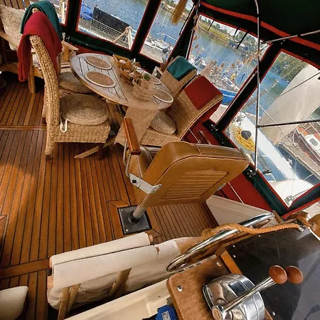 Botel Votre Cocon Flottant Au Pied Du Centre-ville *